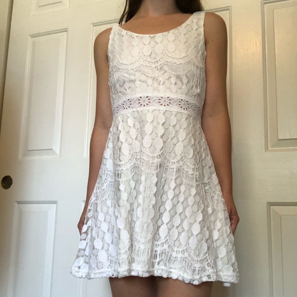 🤍White Lace Dress🤍